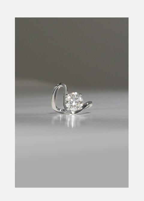 Brilliant Round Diamond Trace Ring