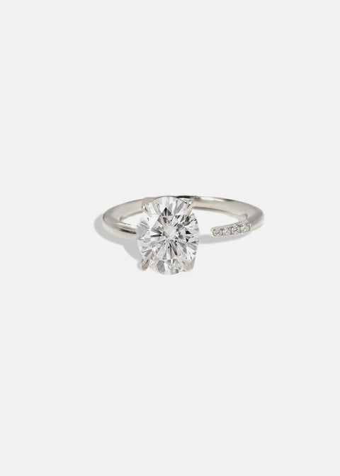 Oval Brilliant Crescendo Ring