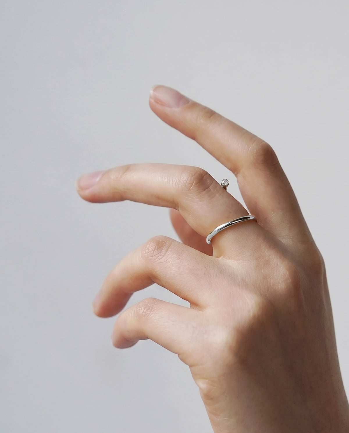 Crescendo Pin Ring