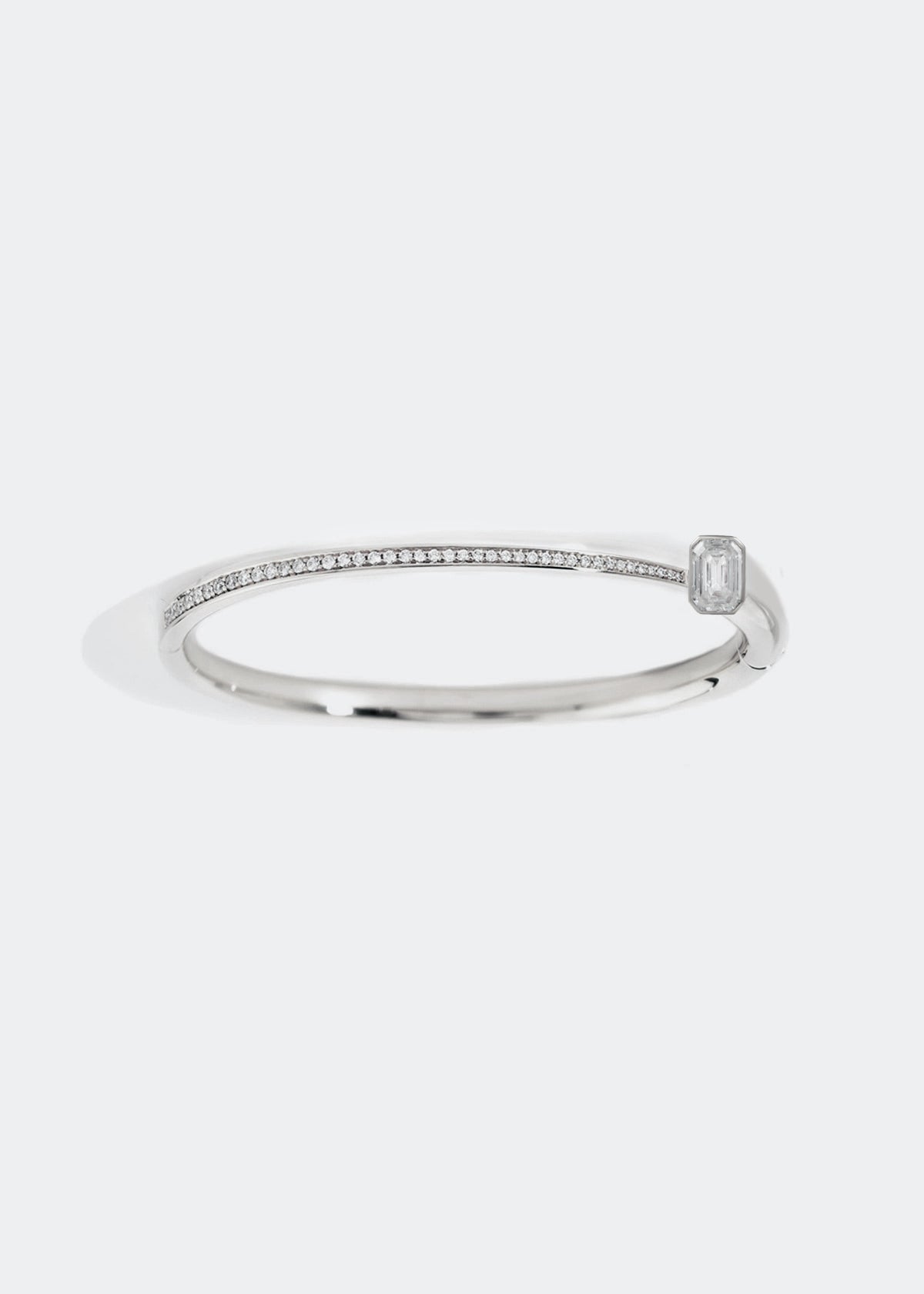Emerald Crescendo Bloom Bracelet