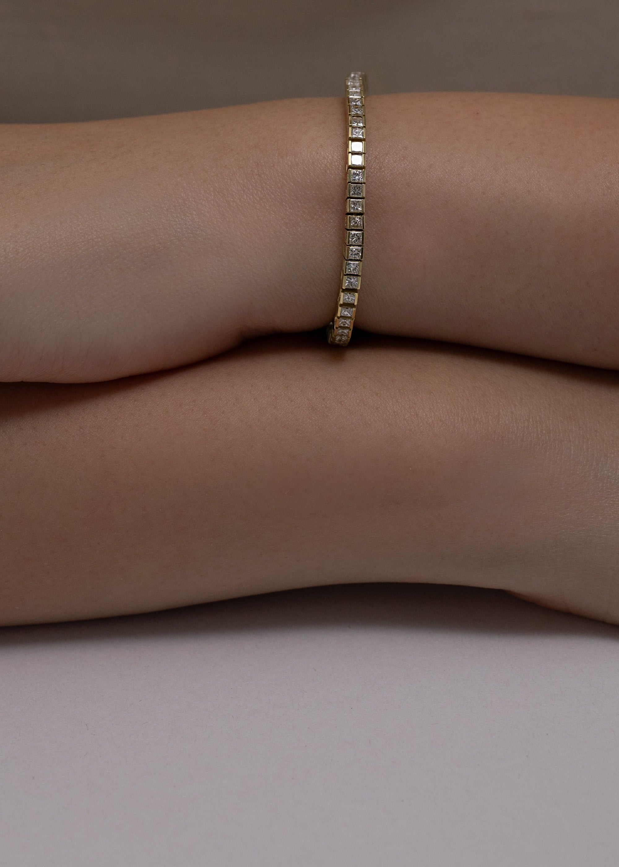 Anerise Eternity Bracelet