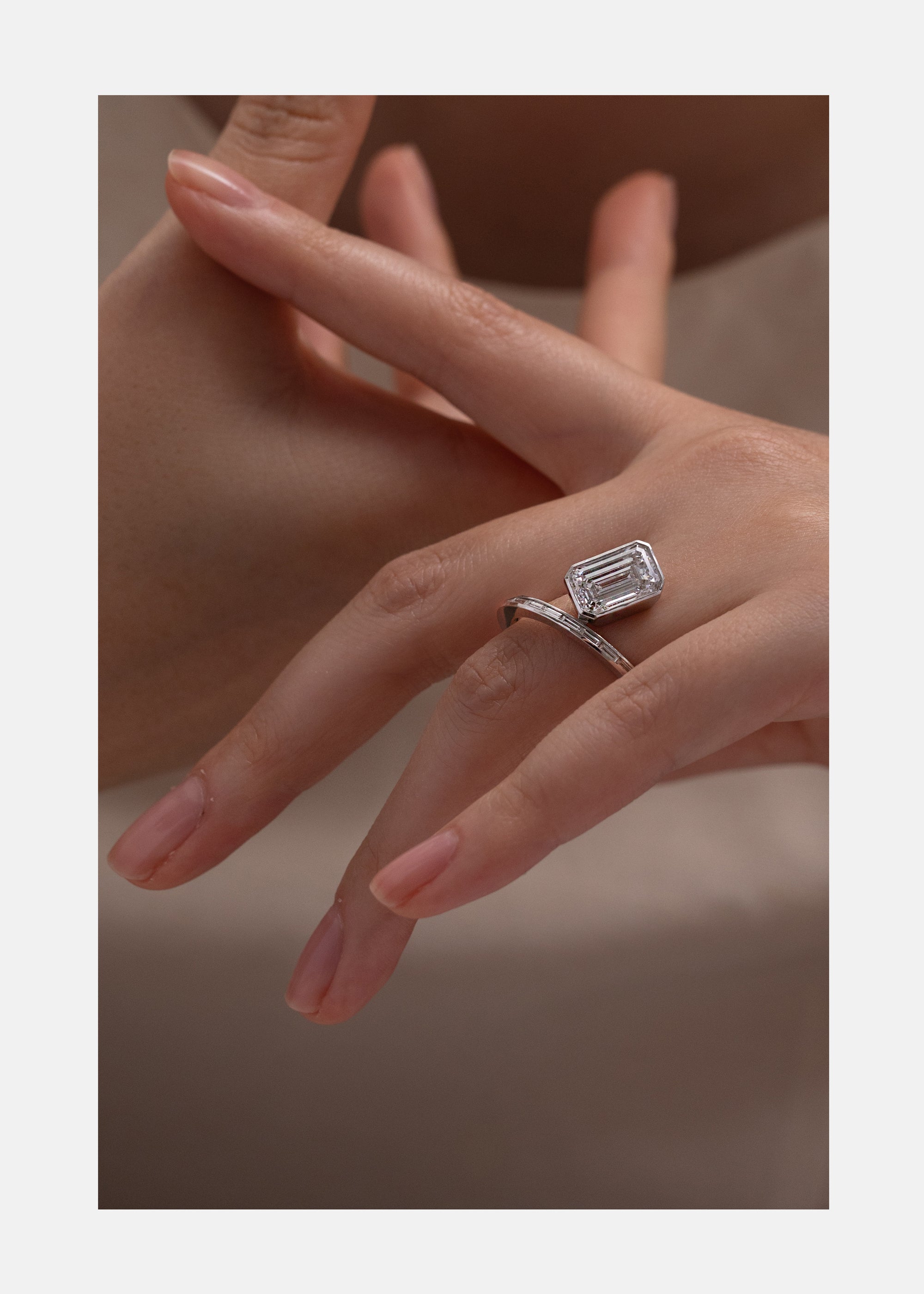 Emerald Crescendo Flare Ring