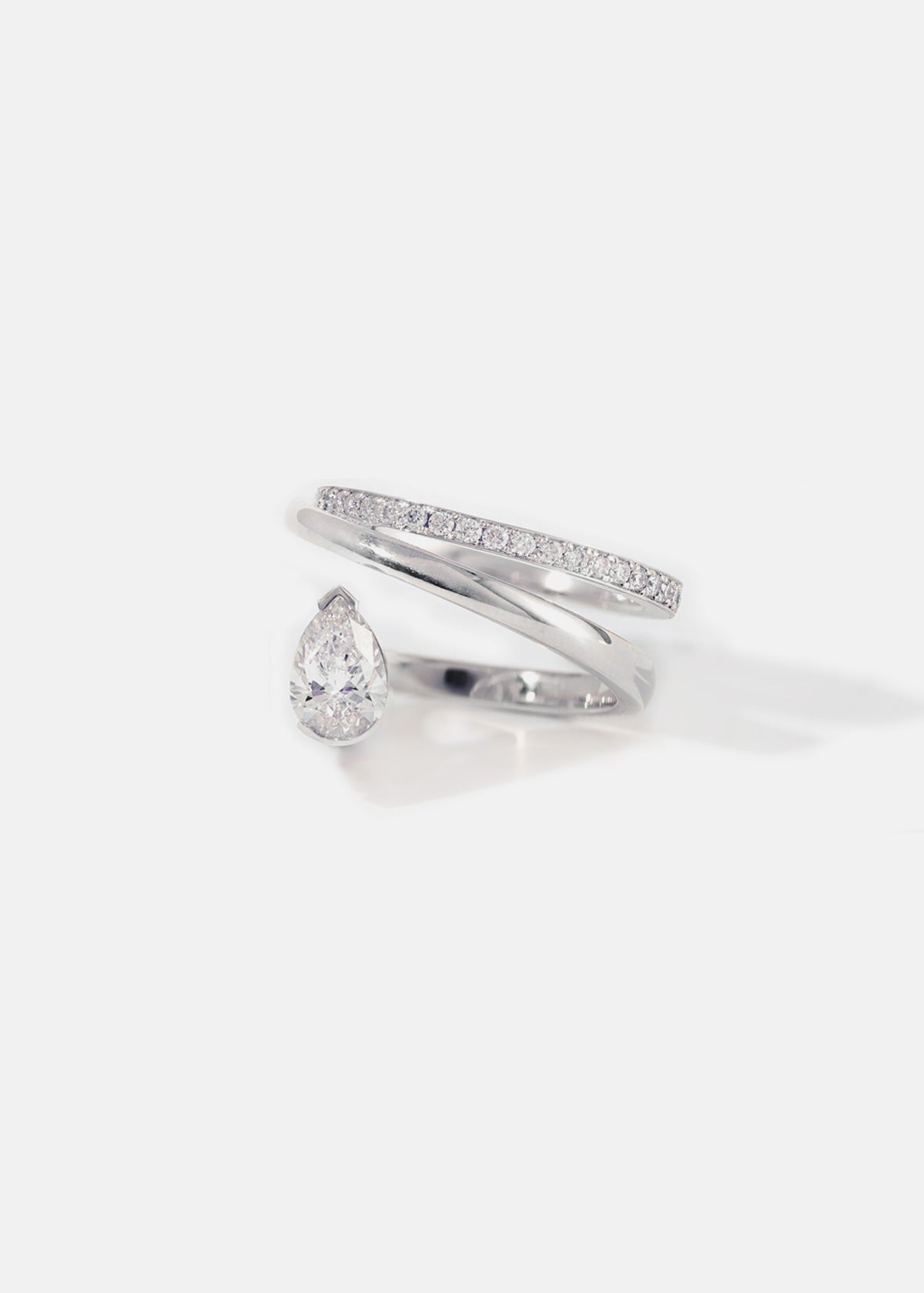 Pear Crescendo Double Flare Ring