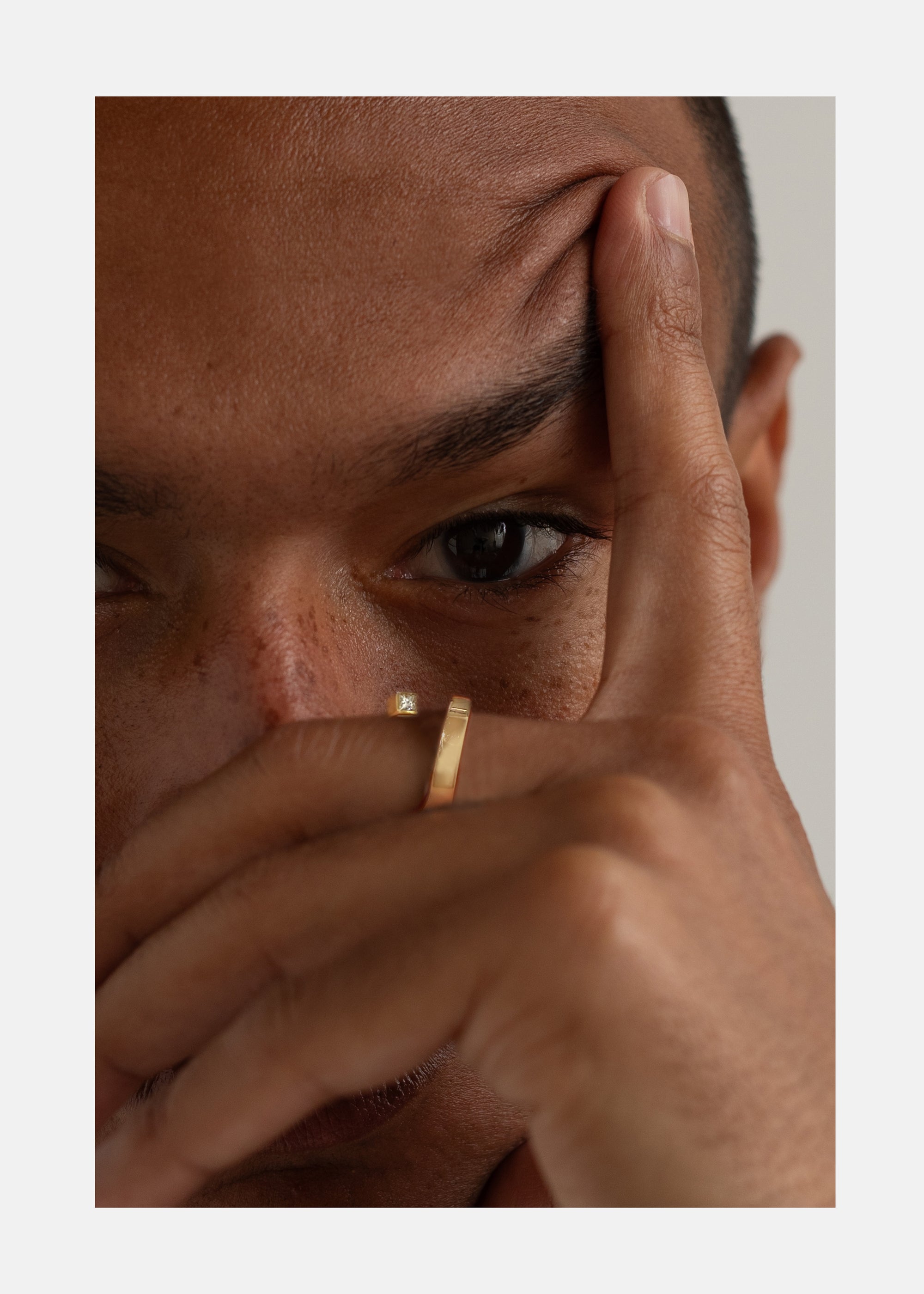 Carré Crescendo Flare Ring