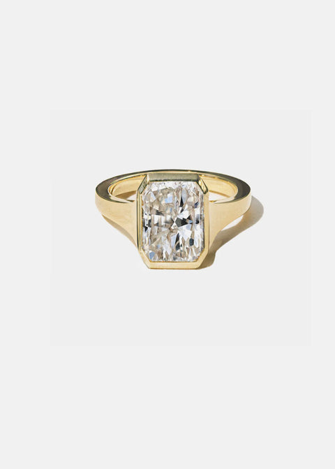 Radiant Diamond Cosma Ring