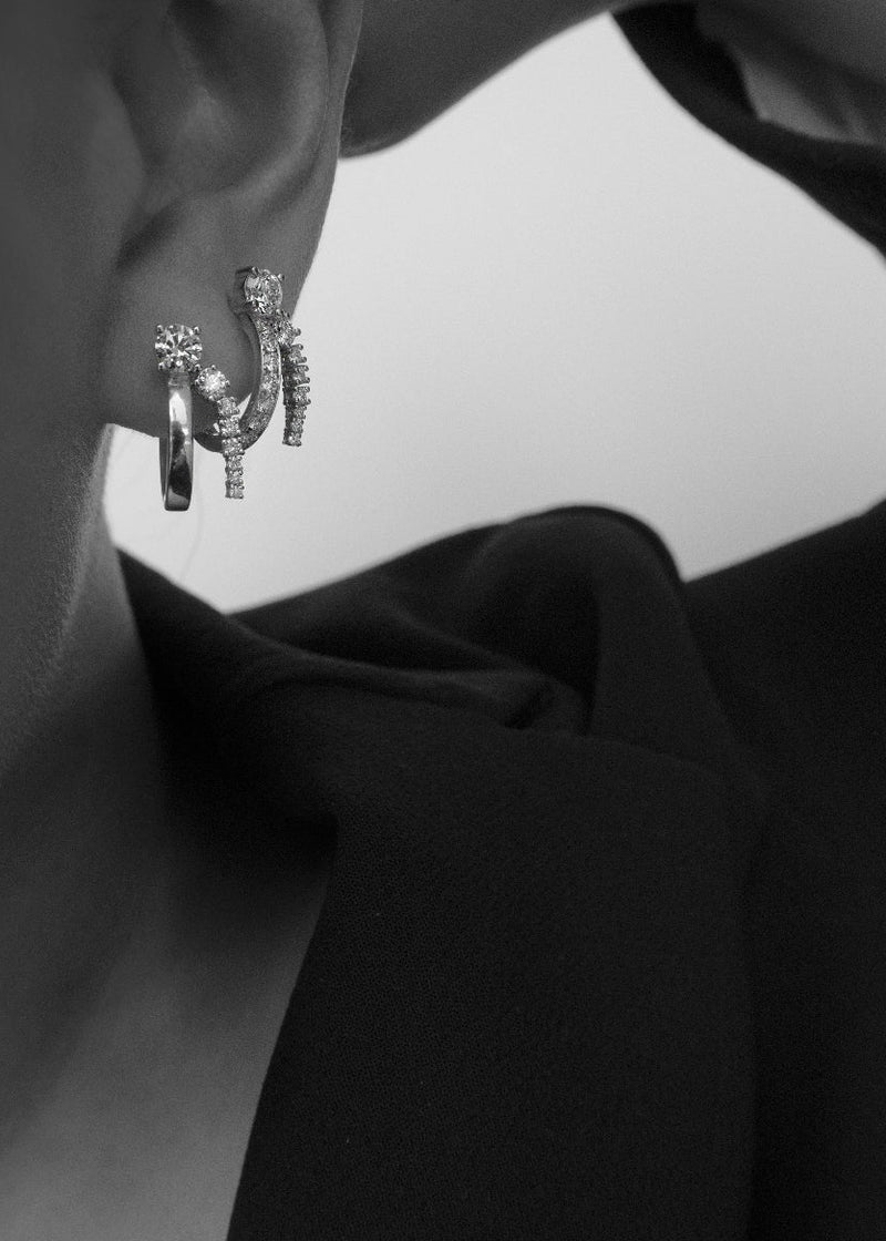 Diamond Serif Hoops
