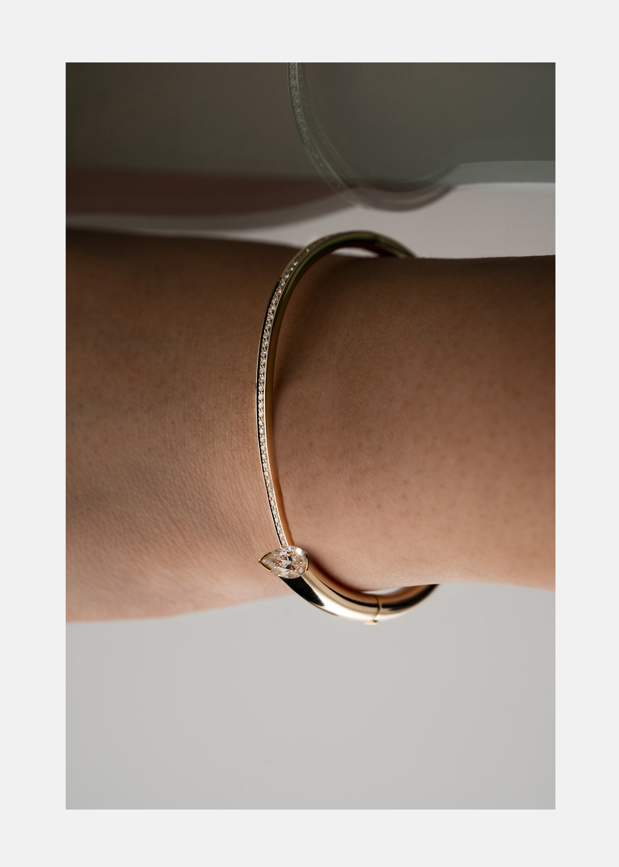 Pear Crescendo Bloom Bracelet