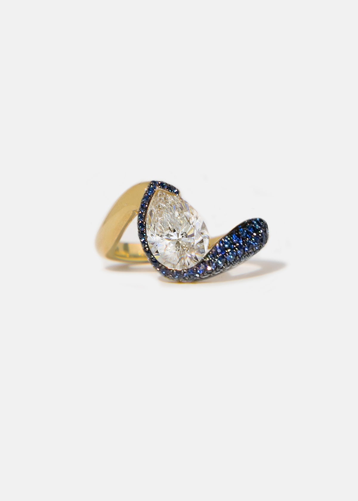 Diamond Trace Sapphire Cloud Ring