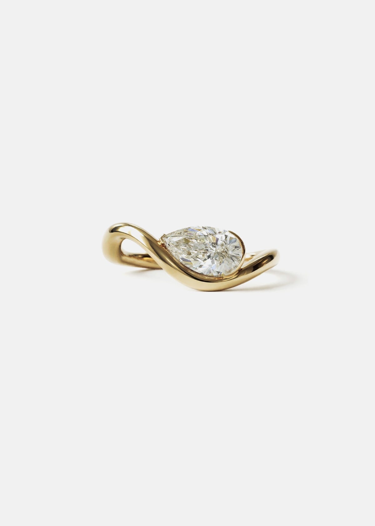 Mini Pear Diamond Trace Ring