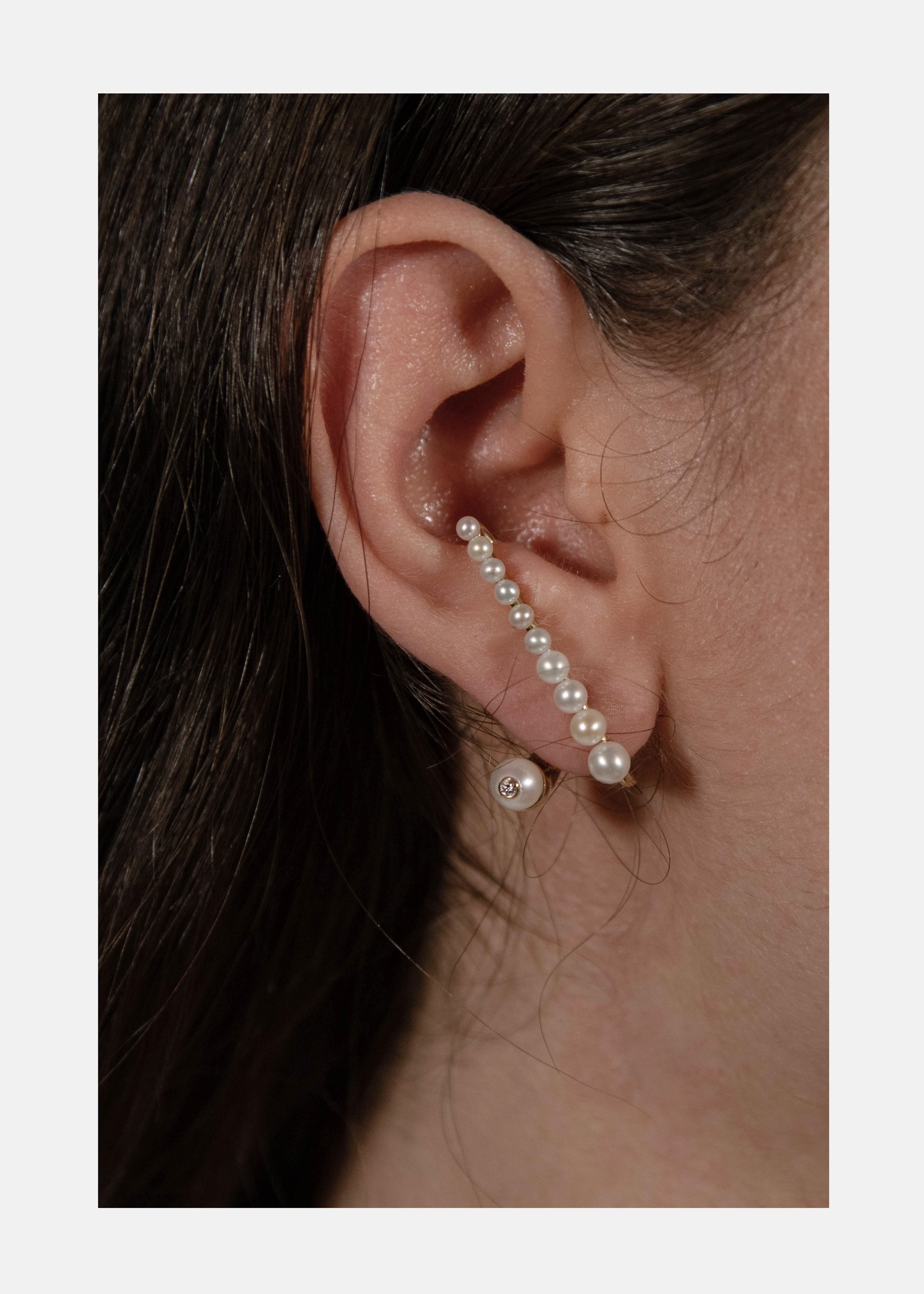 Pearl Crescendo Earring