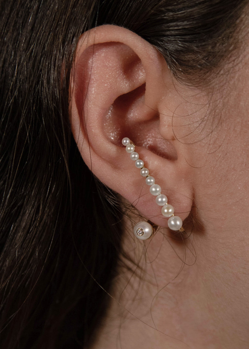 Pearl Crescendo Earring