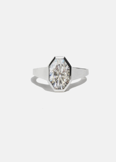 Cosma Oval Diamond Ring