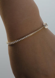 Emerald Crescendo Bloom Bracelet