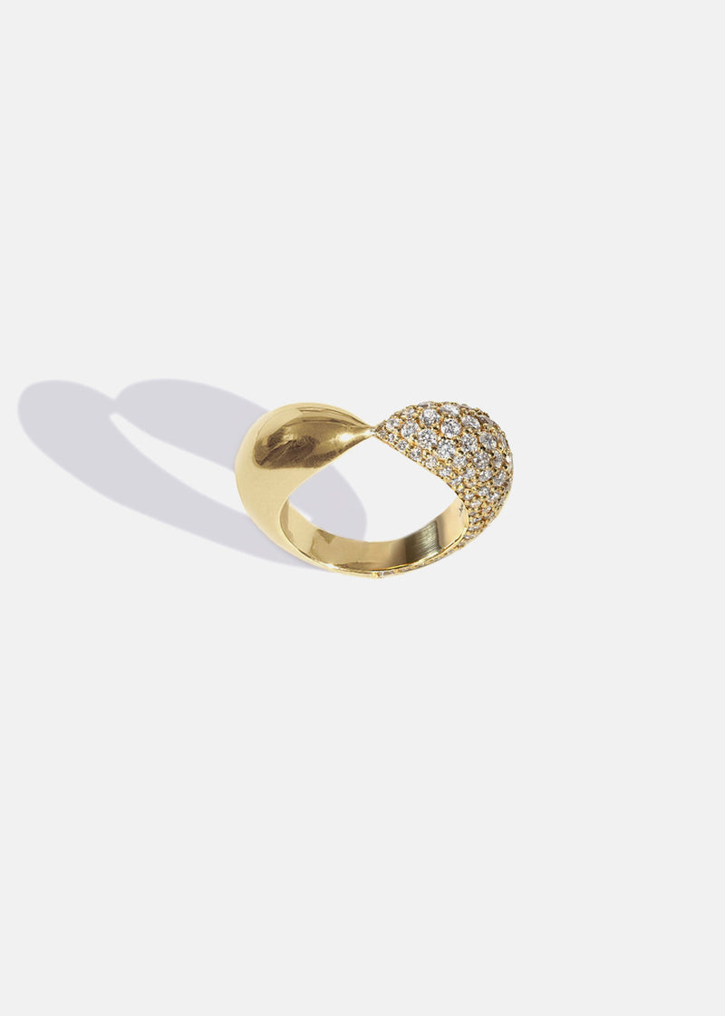 Éternal Cloud 1/2 Pavé Ring