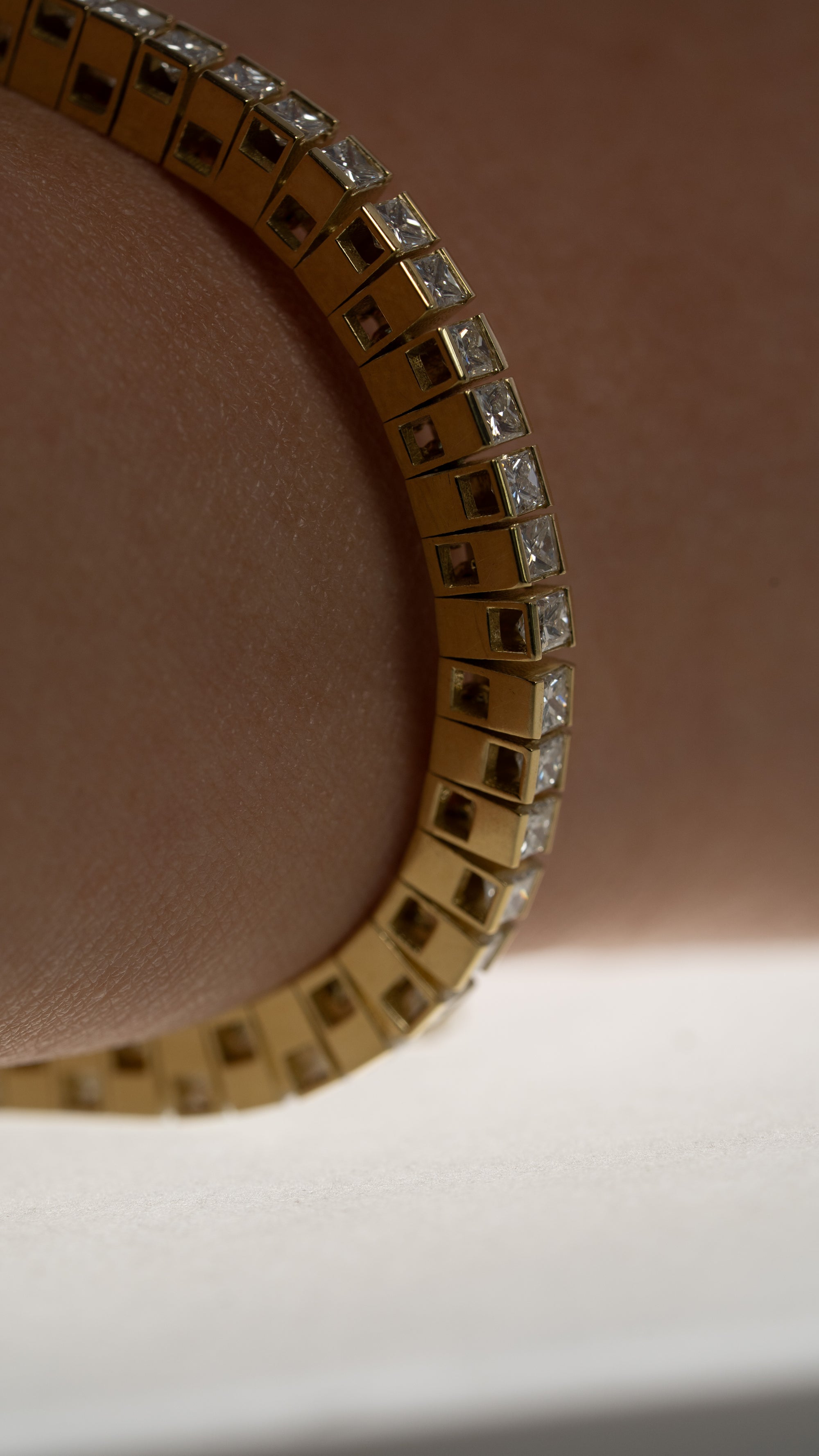 Anerise Eternity Bracelet