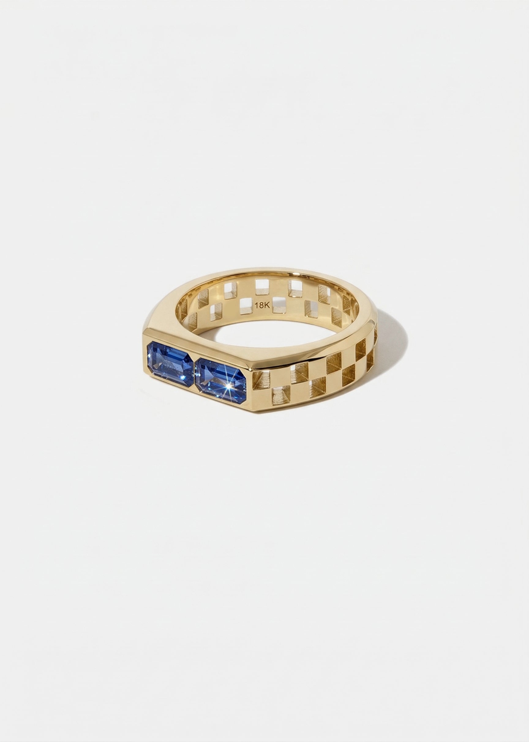 Anerise Signet Ring - Twin Sapphire