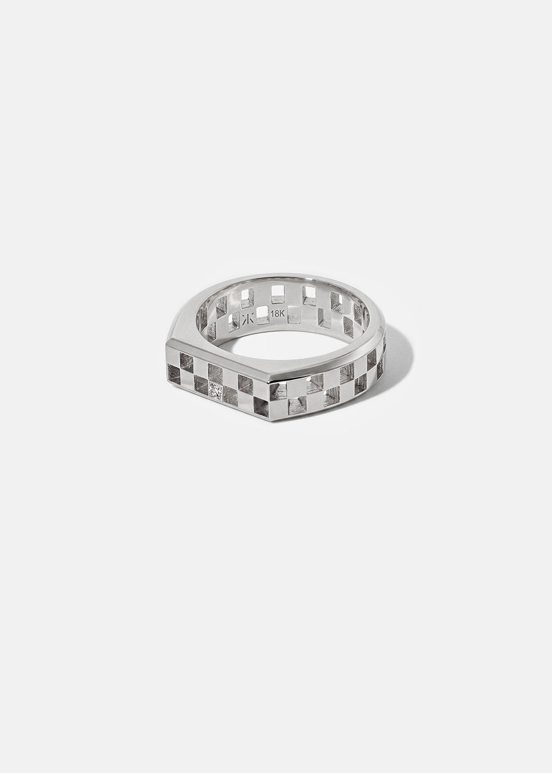 Anerise Signet Ring - Single Diamond