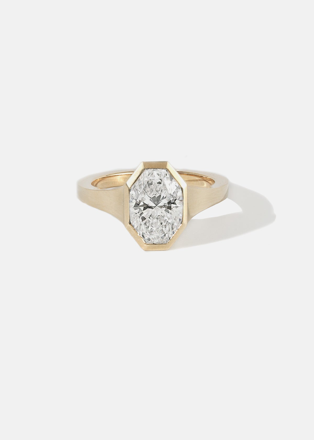 Cosma Oval Diamond Ring