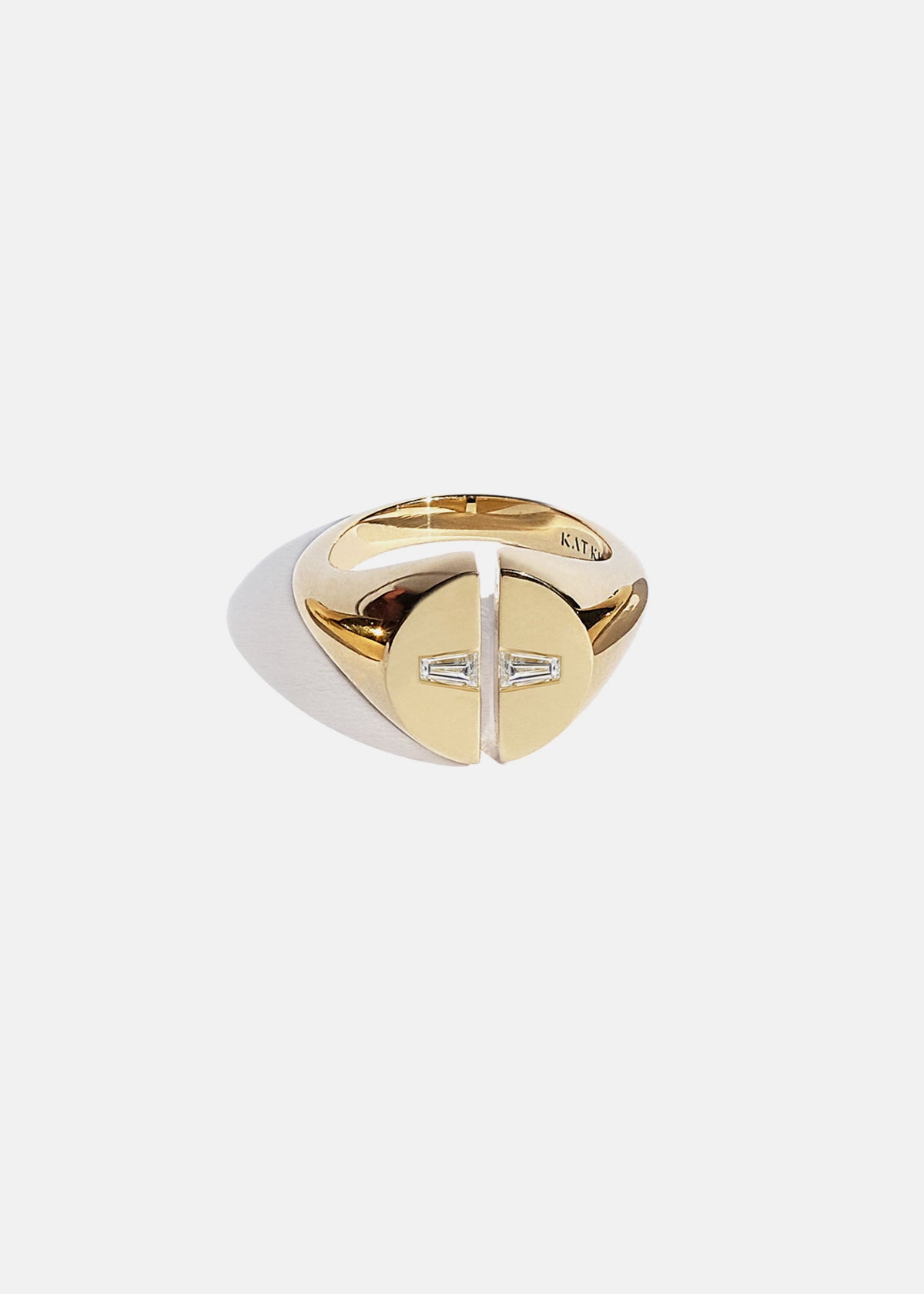 Cove Signet Ring - Tapered Baguettes