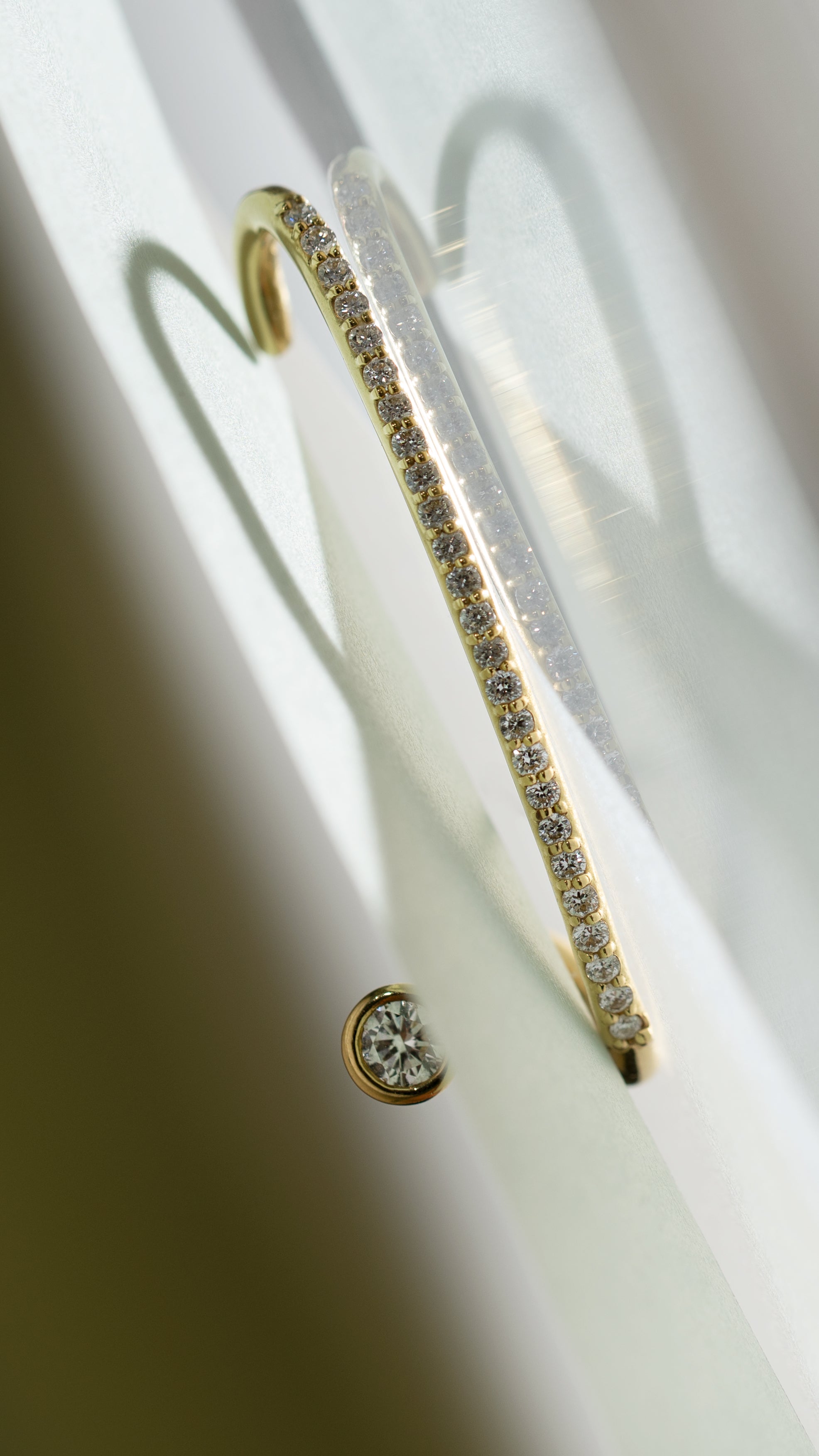 Crescendo Flare Pavé Earring