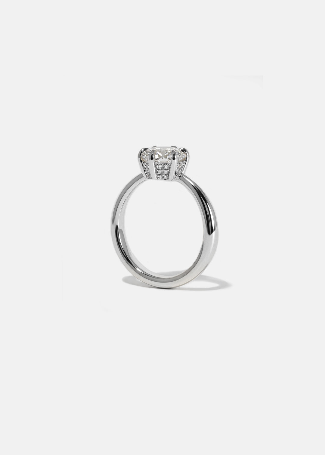 Diamond Cerré Éternal Ring