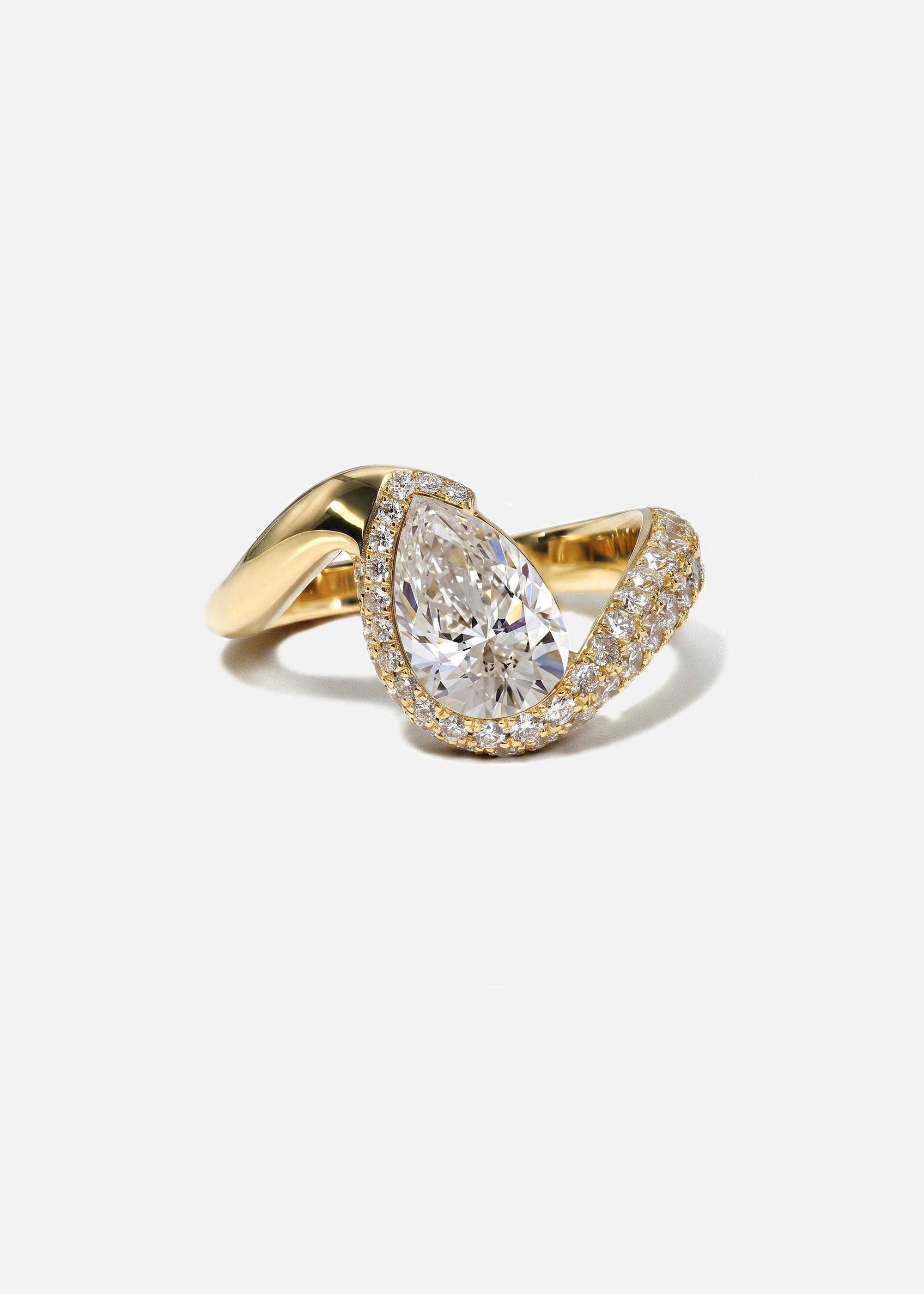 Diamond Trace Cloud Pavé Ring