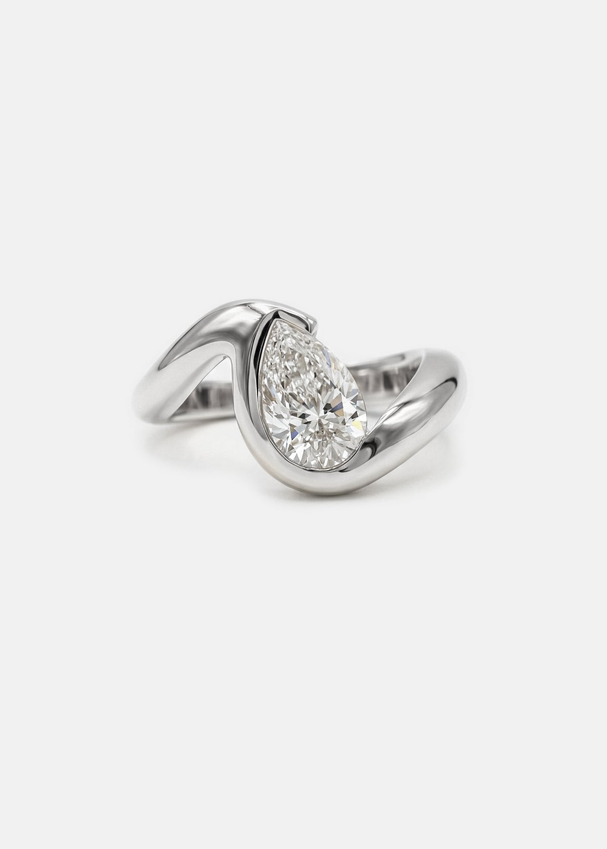 Diamond Trace Cloud Ring
