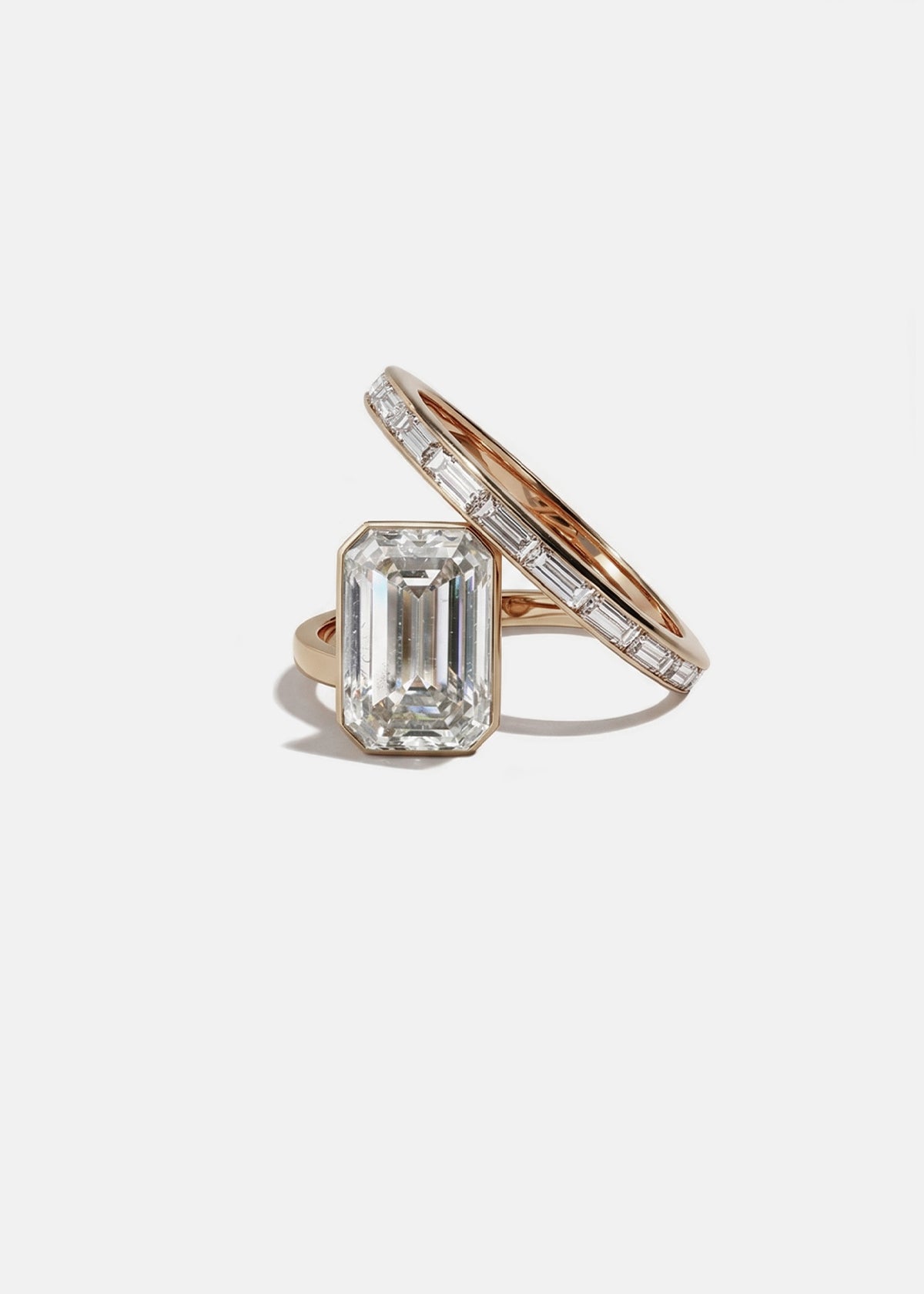 Emerald Crescendo Flare Ring
