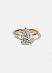 Éternal Pear Diamond Ring