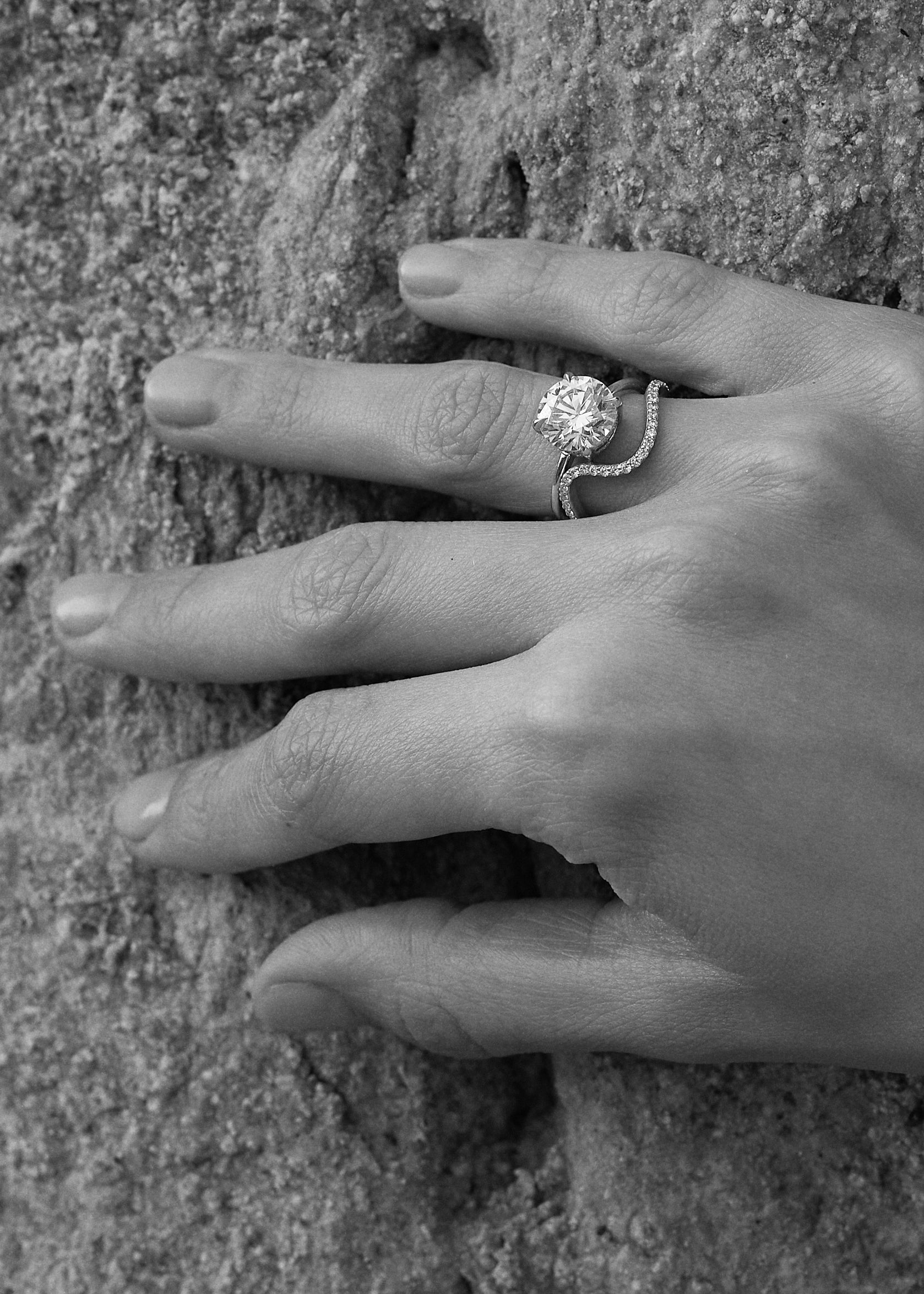 Cerré Solitaire Ring