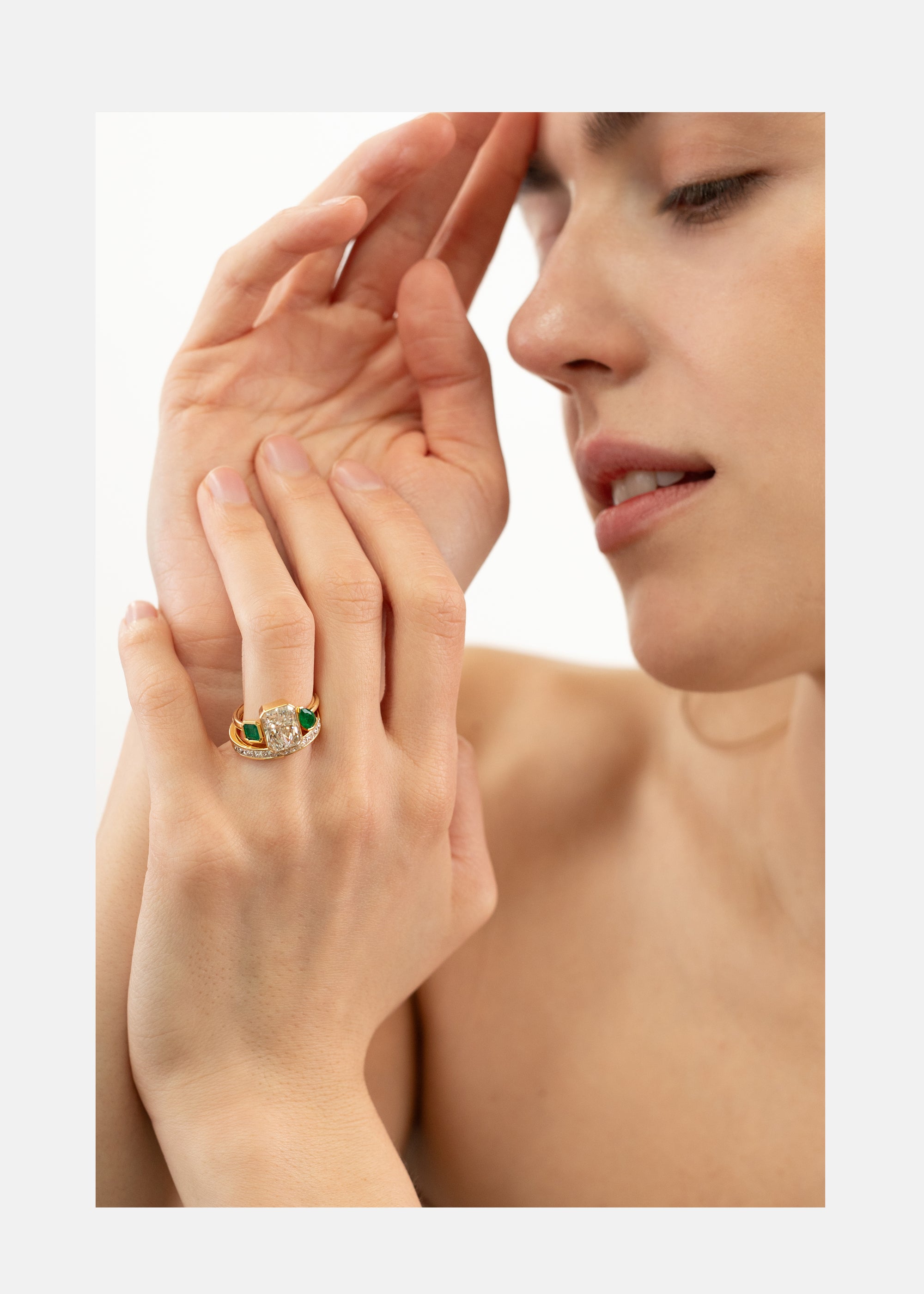Duét Emerald Ring