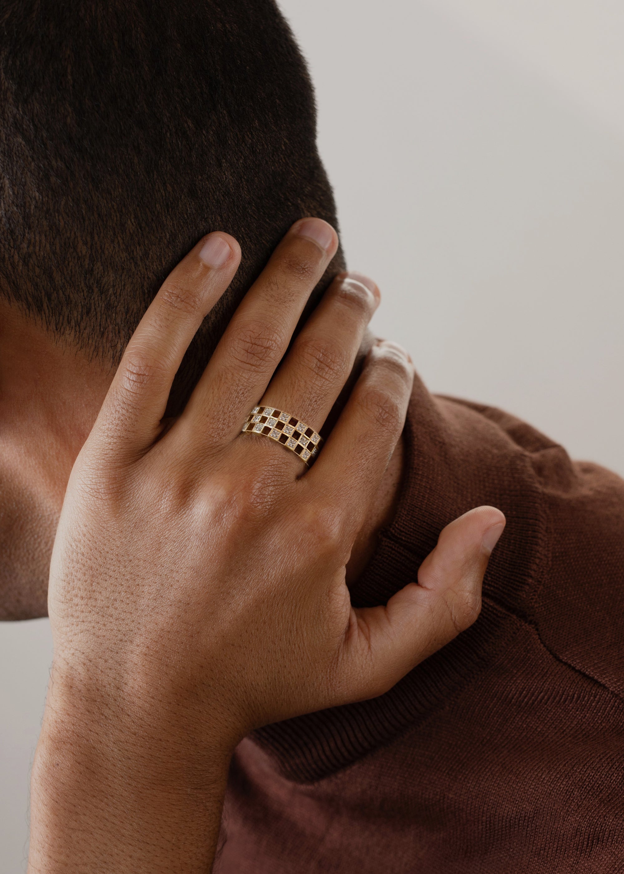 Grande Anerise Framed Diamond Ring
