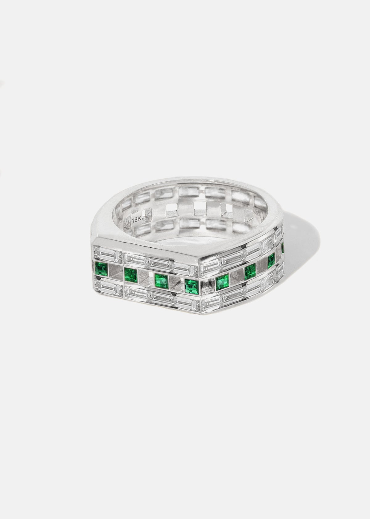 Grande Anerise Tour Signet Band - Emeralds & Baguettes