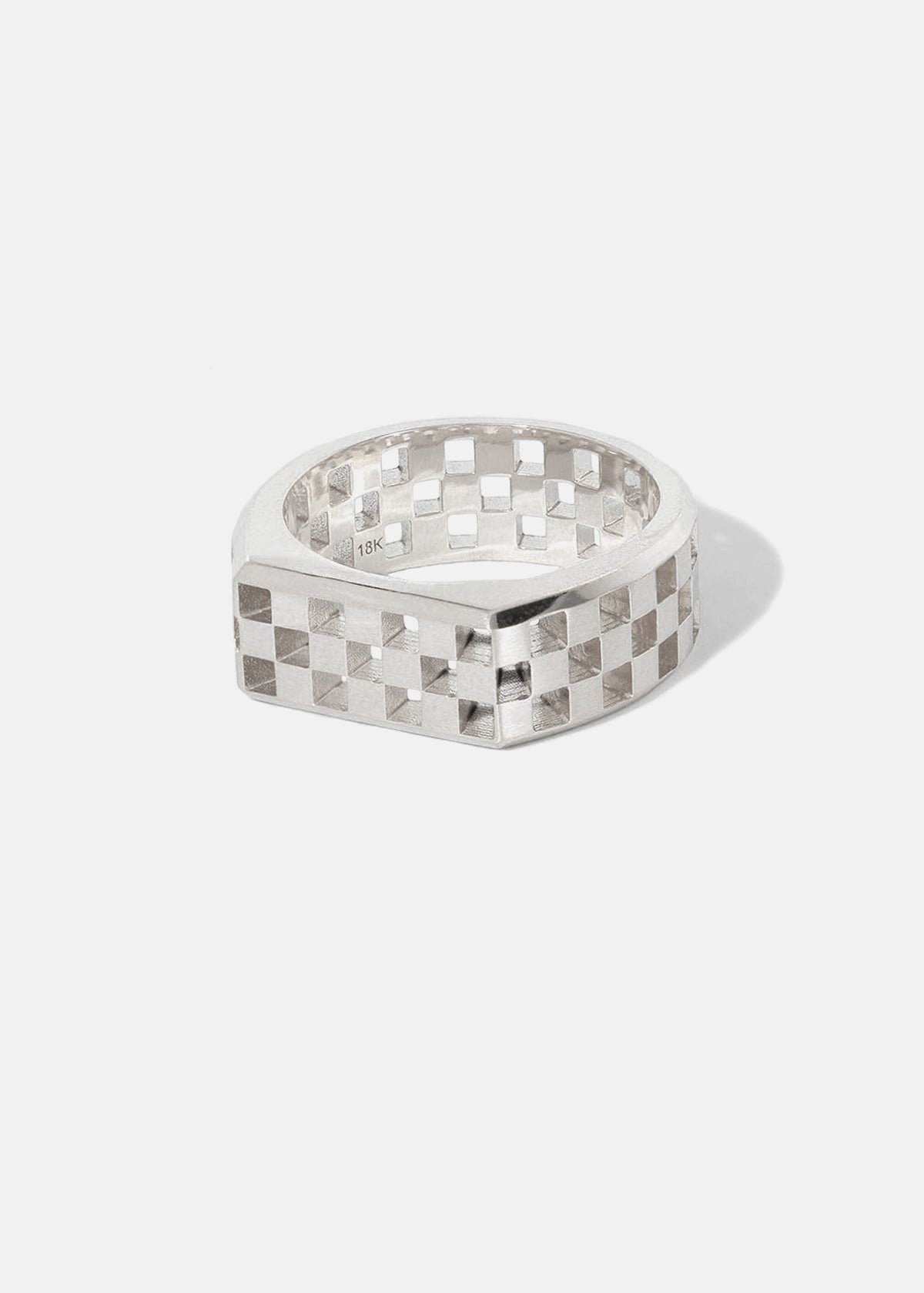 Grande Anerise Tour Signet Ring