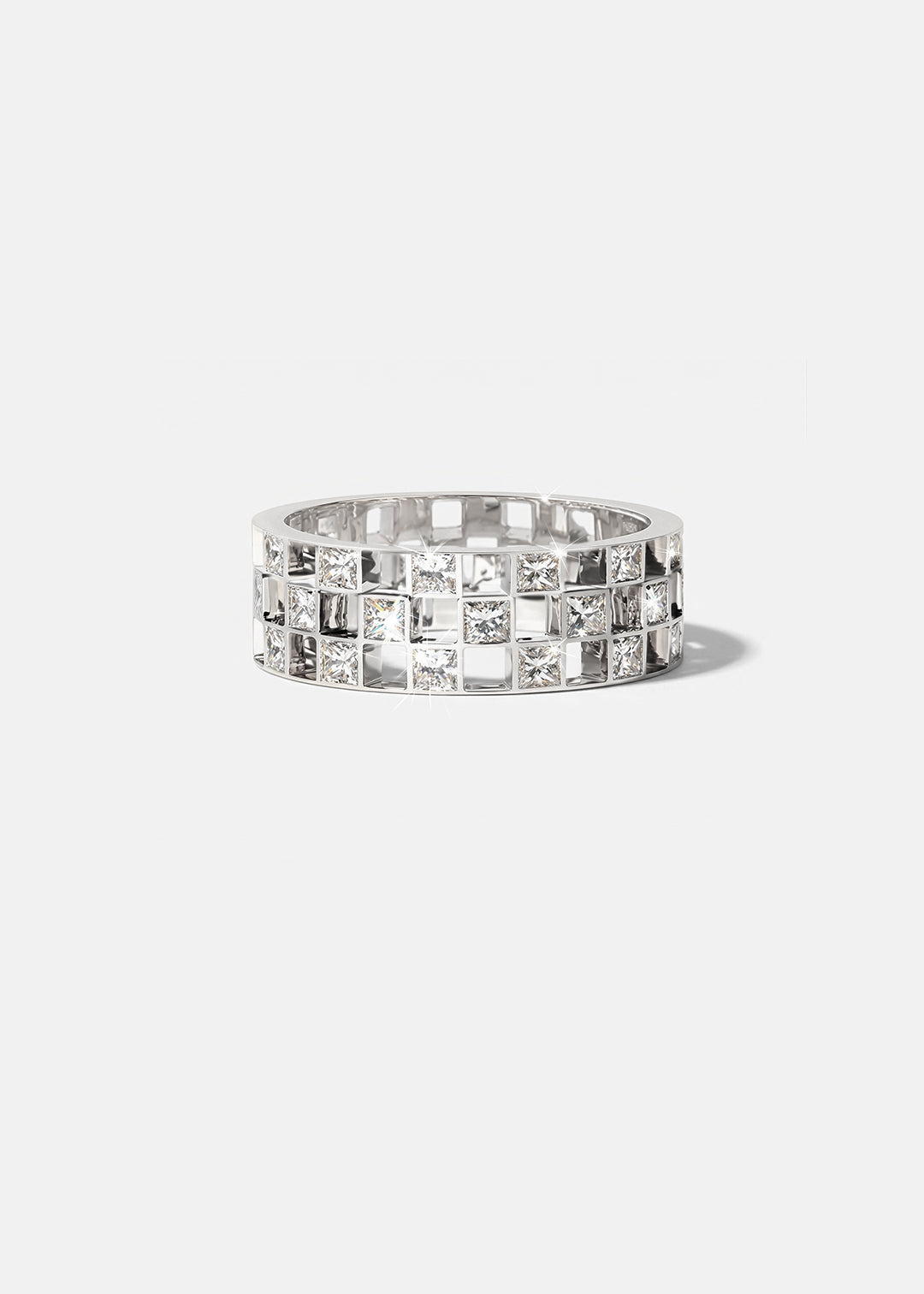 Grande Anerise Framed Diamond Ring