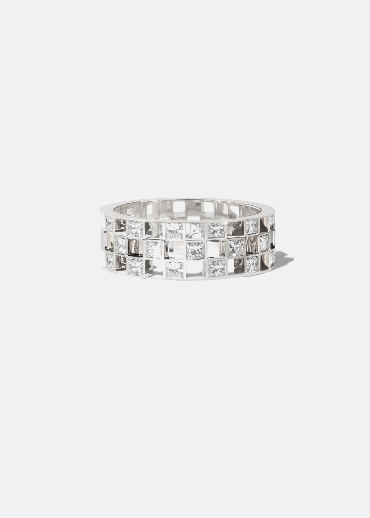 Grande Anerise Framed Diamond Ring