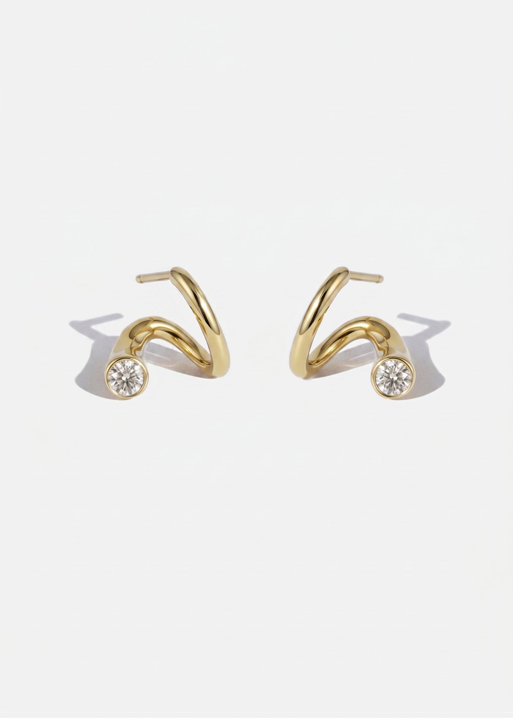 Mini Crescendo Earring