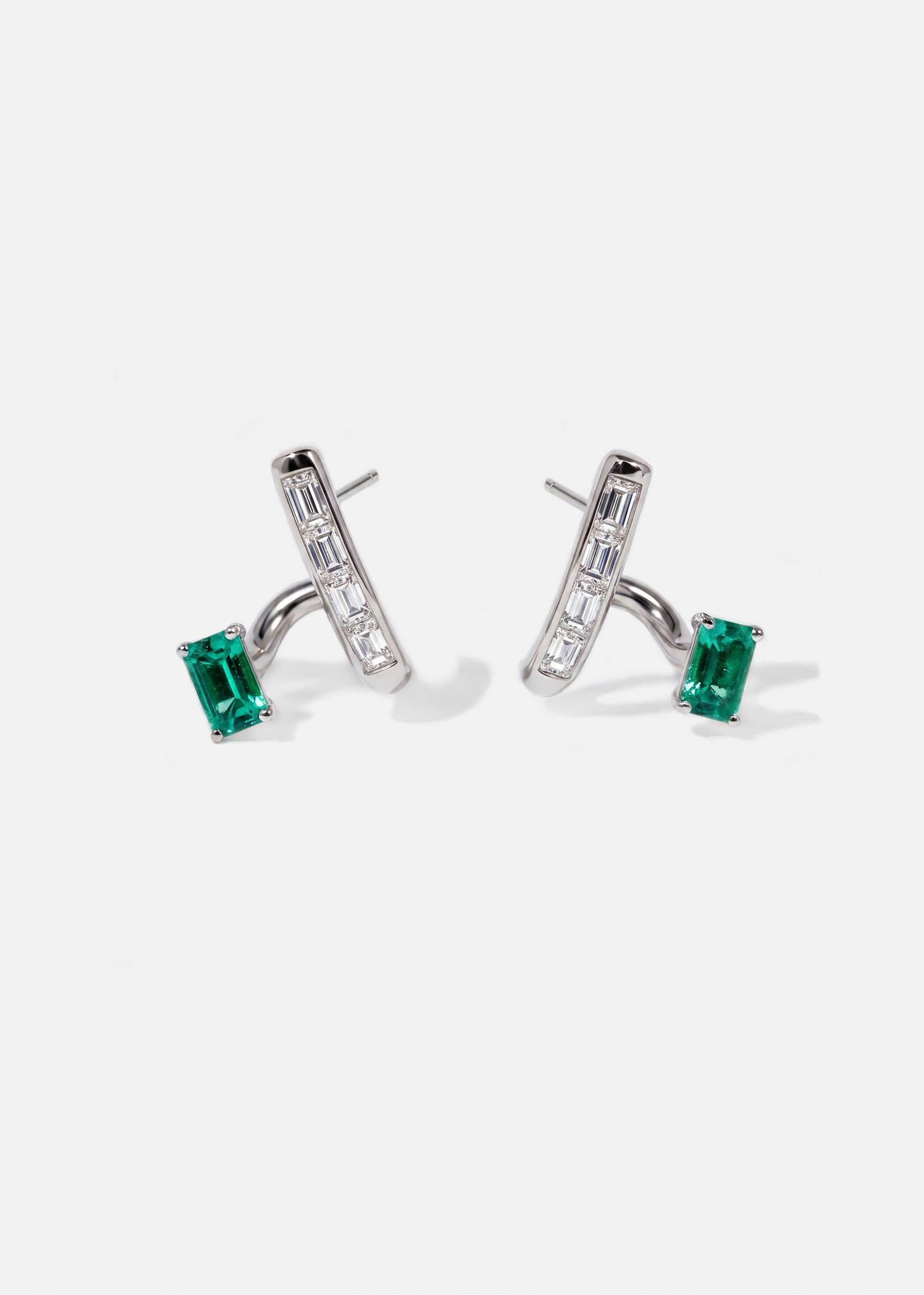 Mini Emerald Crescendo Flare Earring