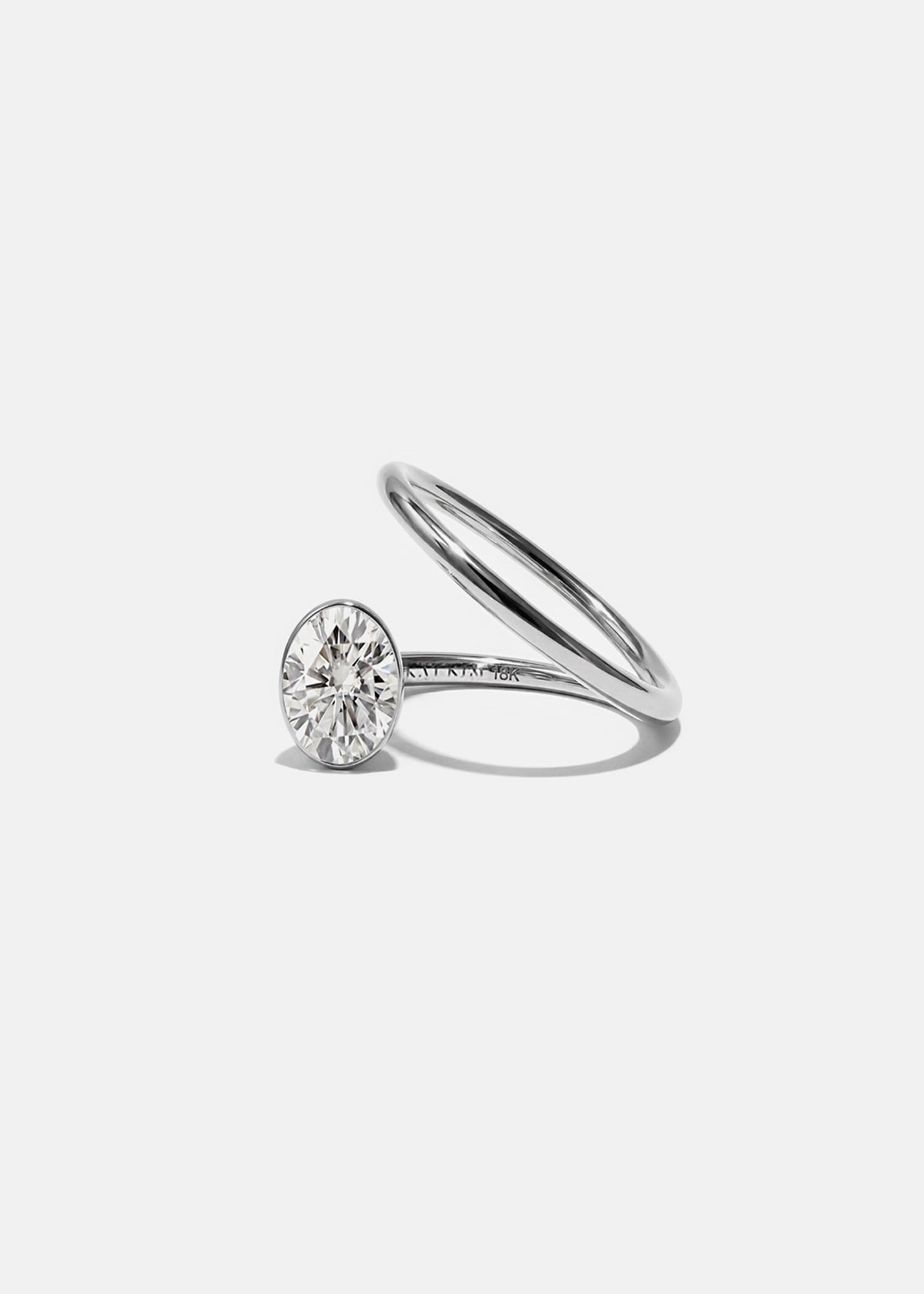 Oval Crescendo Flare Ring