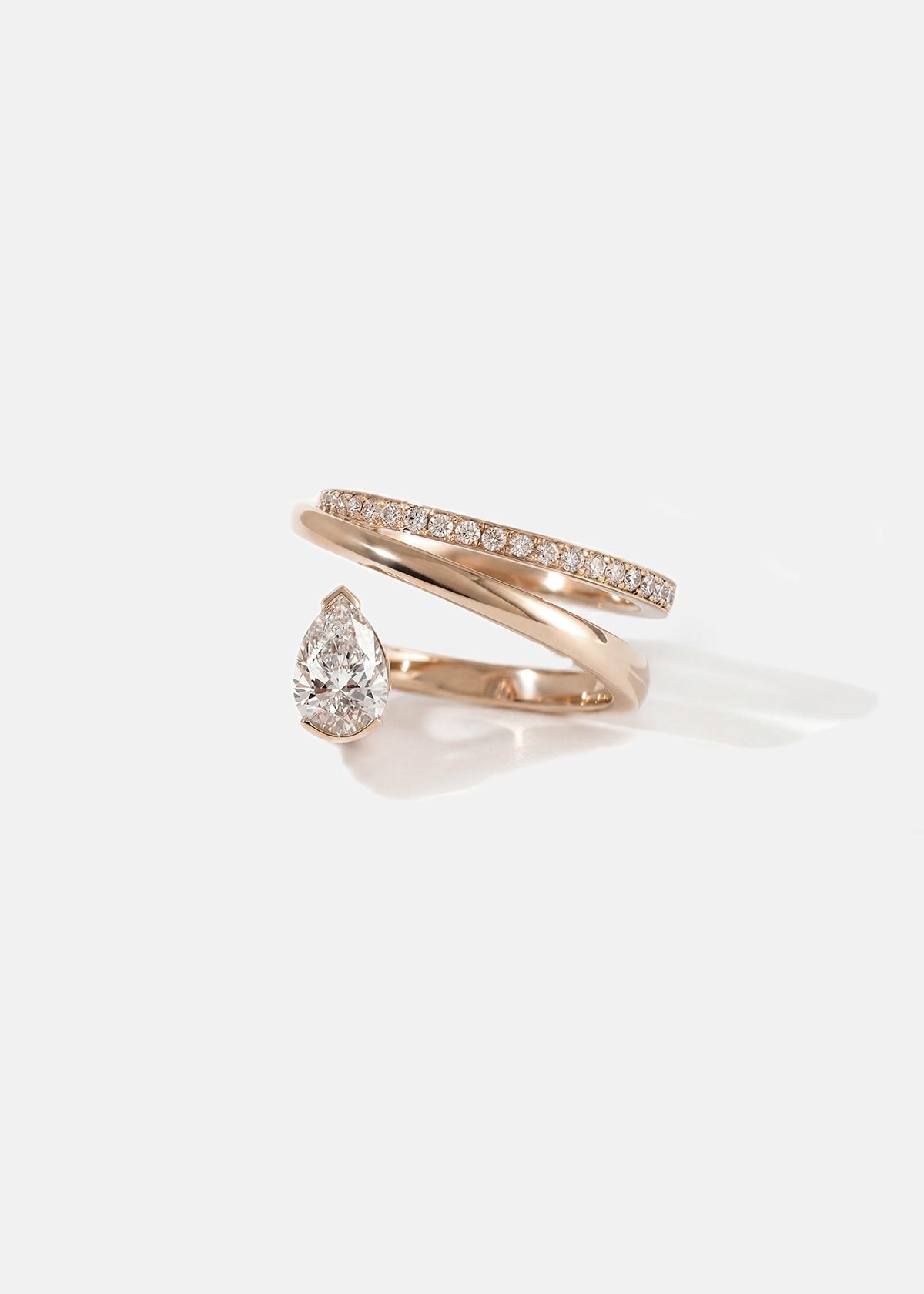 Pear Crescendo Pinky Ring