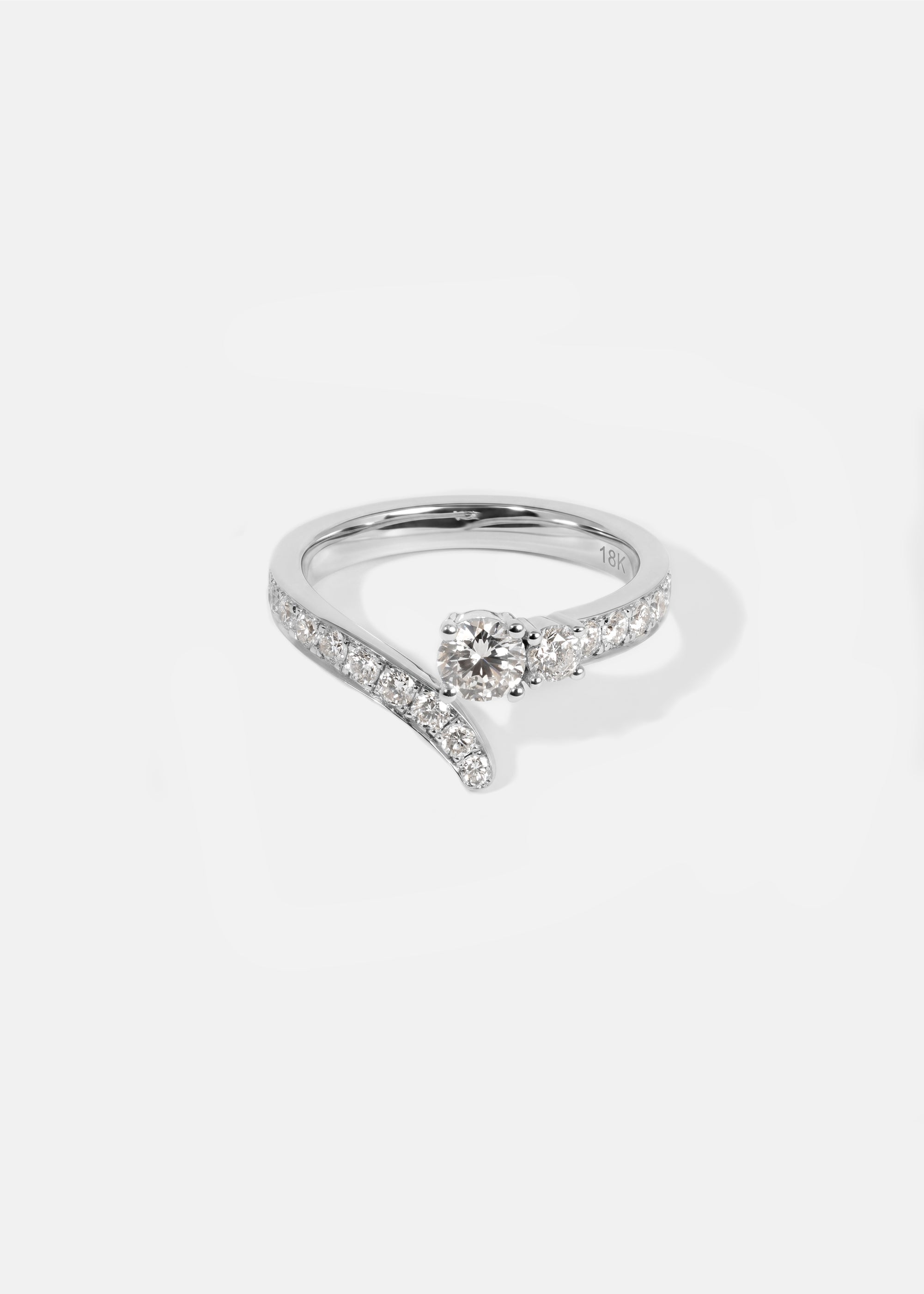 Ribbon Serif Ring