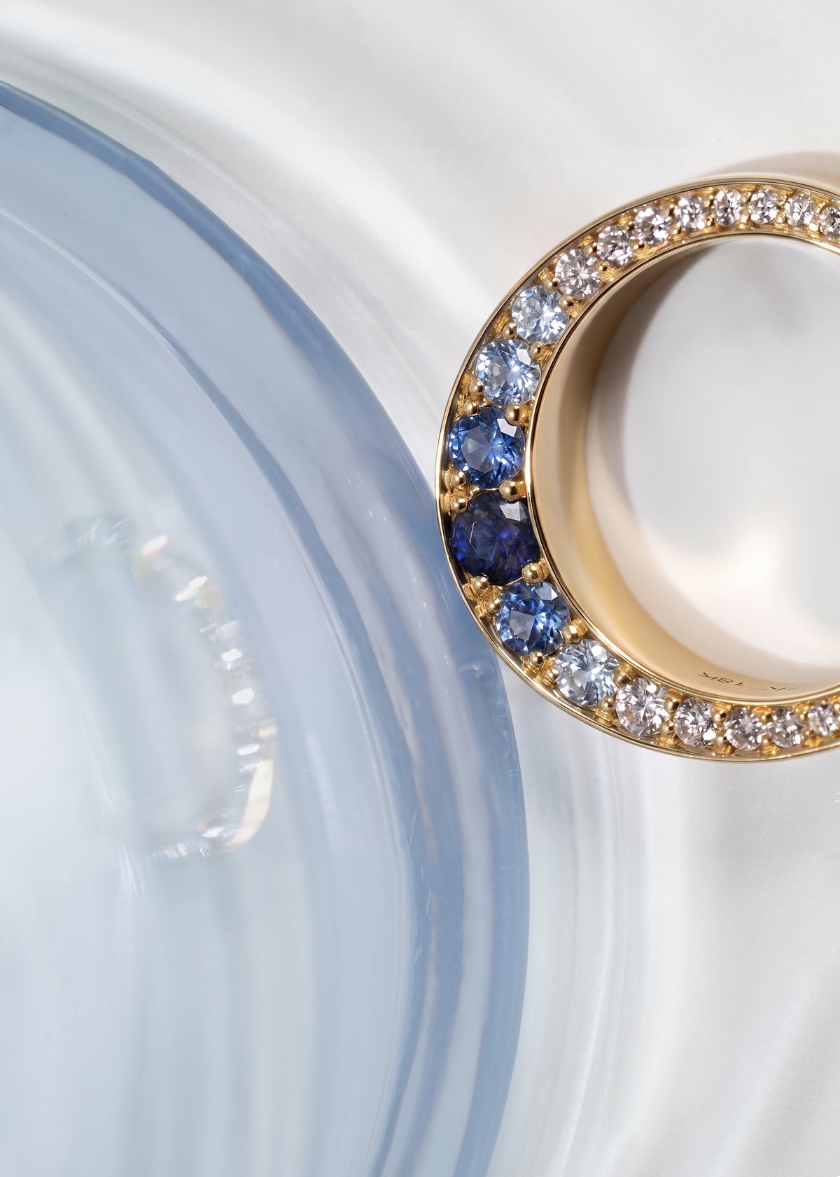 Sapphire Crescendo Oasis Ring