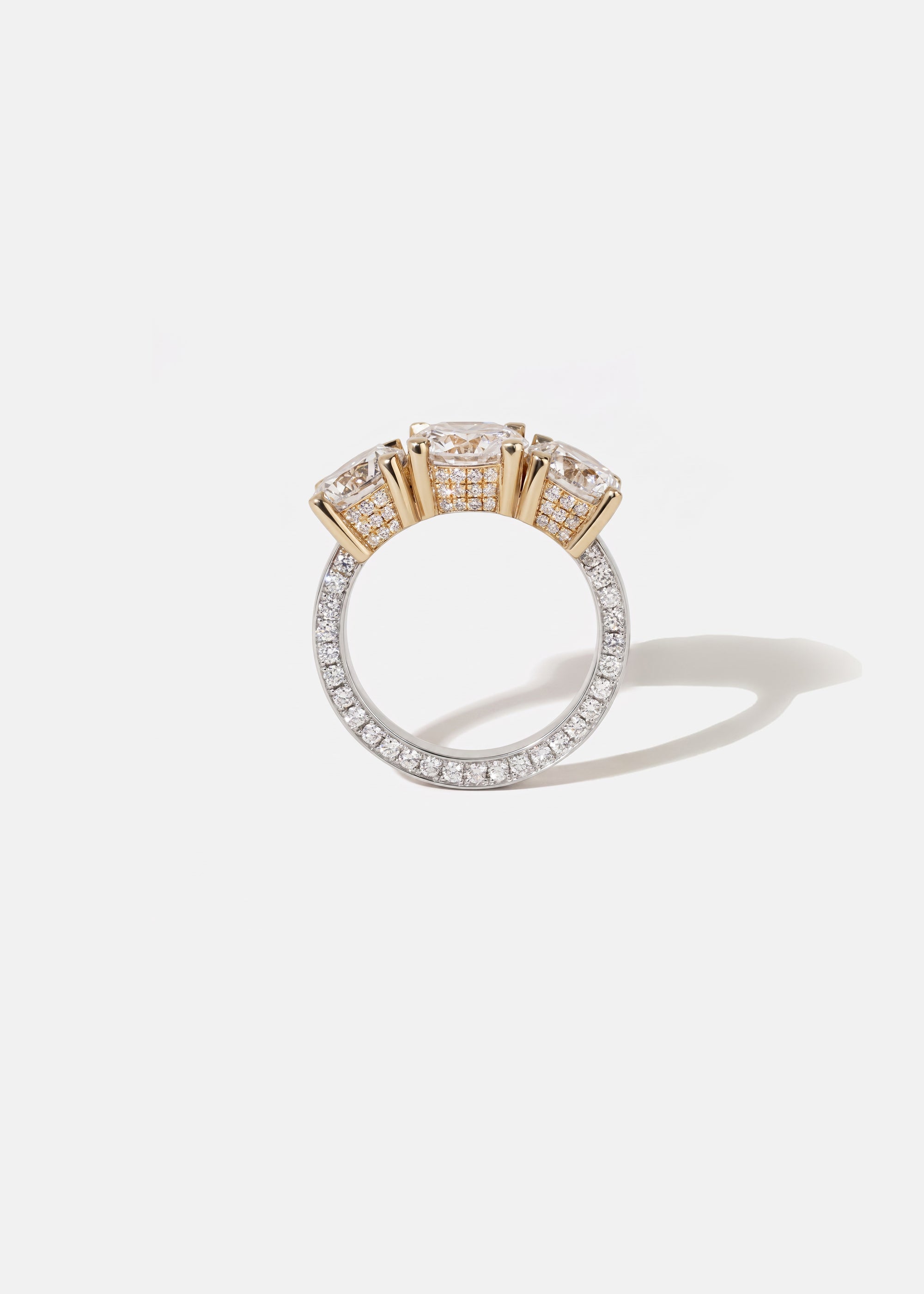Three Stone Cerré Ring