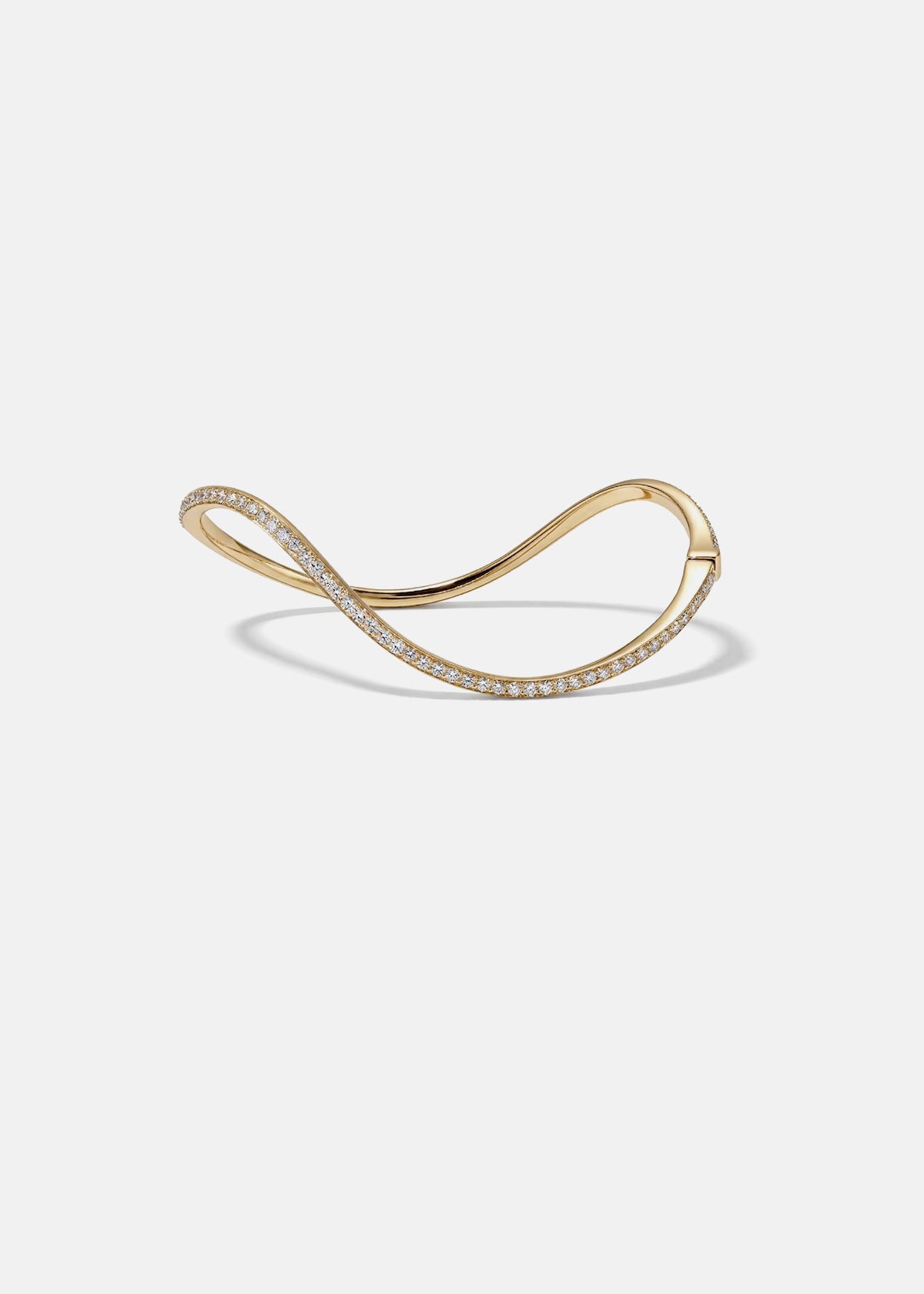 18k yellow gold curved bracelet with diamond pavé details