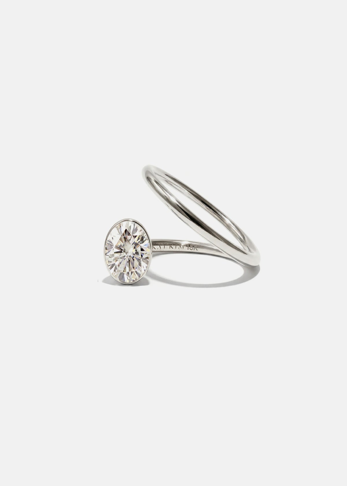 Oval Crescendo Flare Ring