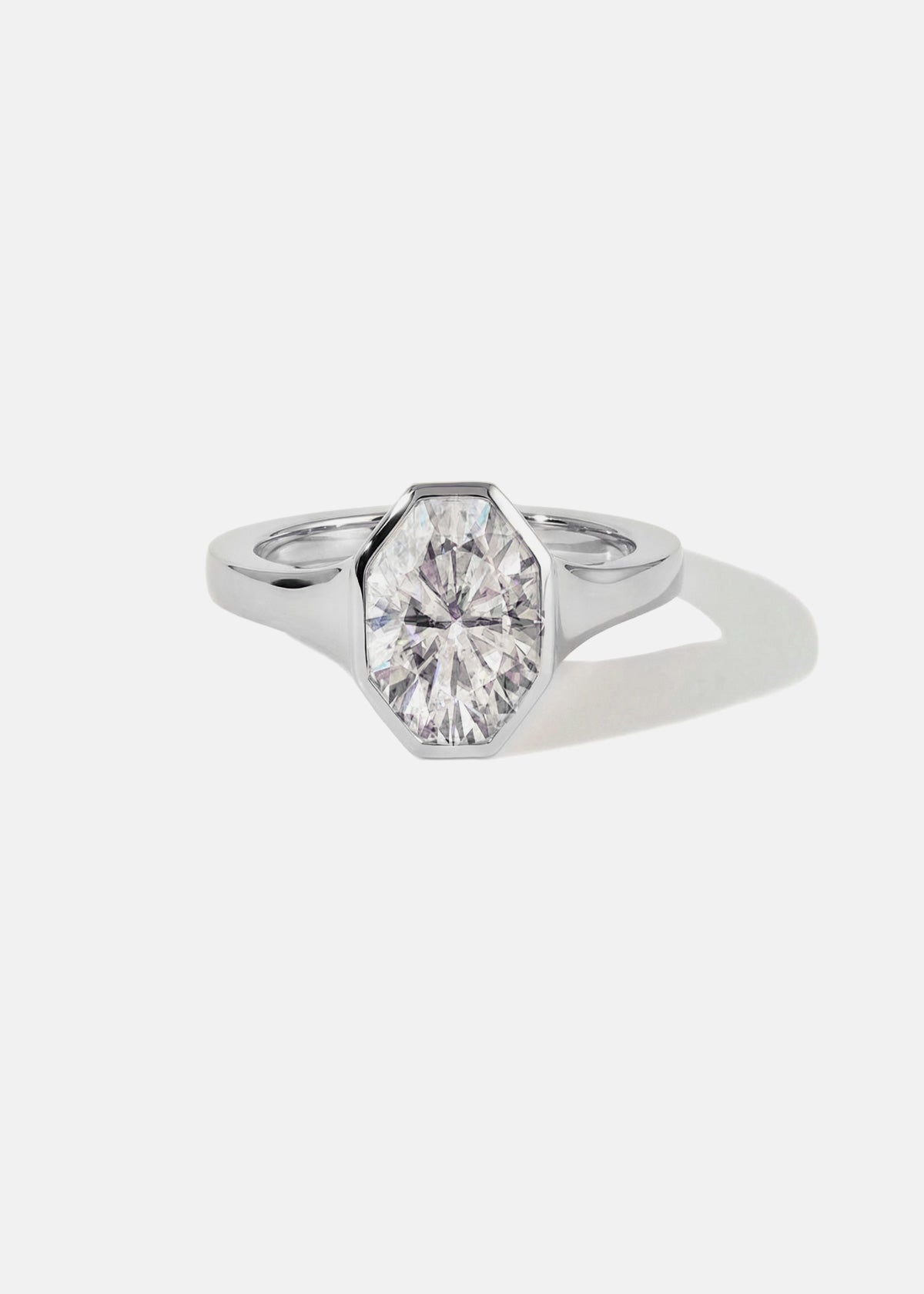 Cosma Oval Diamond Ring