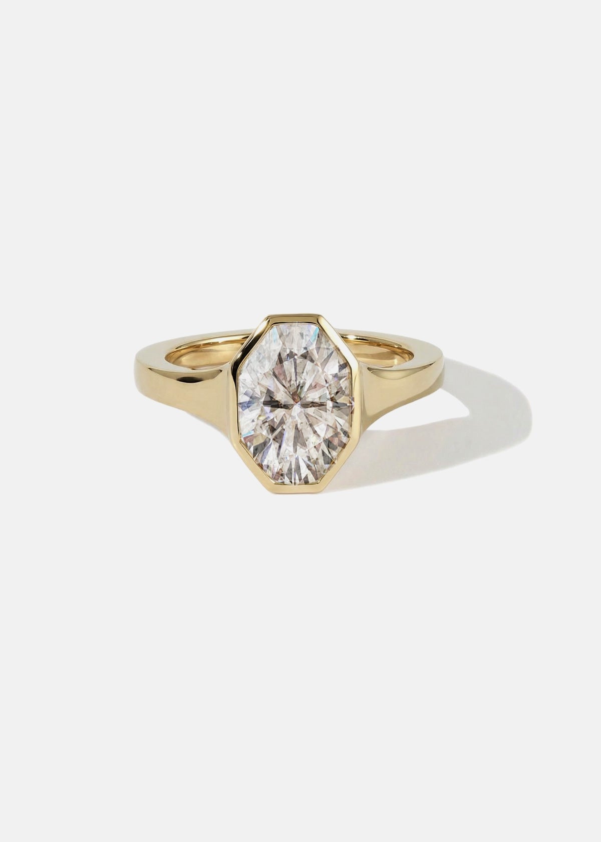 Cosma Oval Diamond Ring