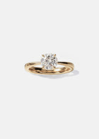 Éternal Round Brilliant Ring