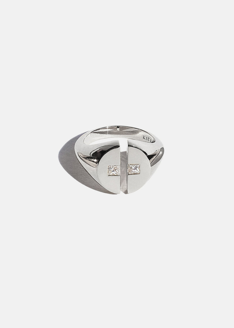 Cove Signet Ring