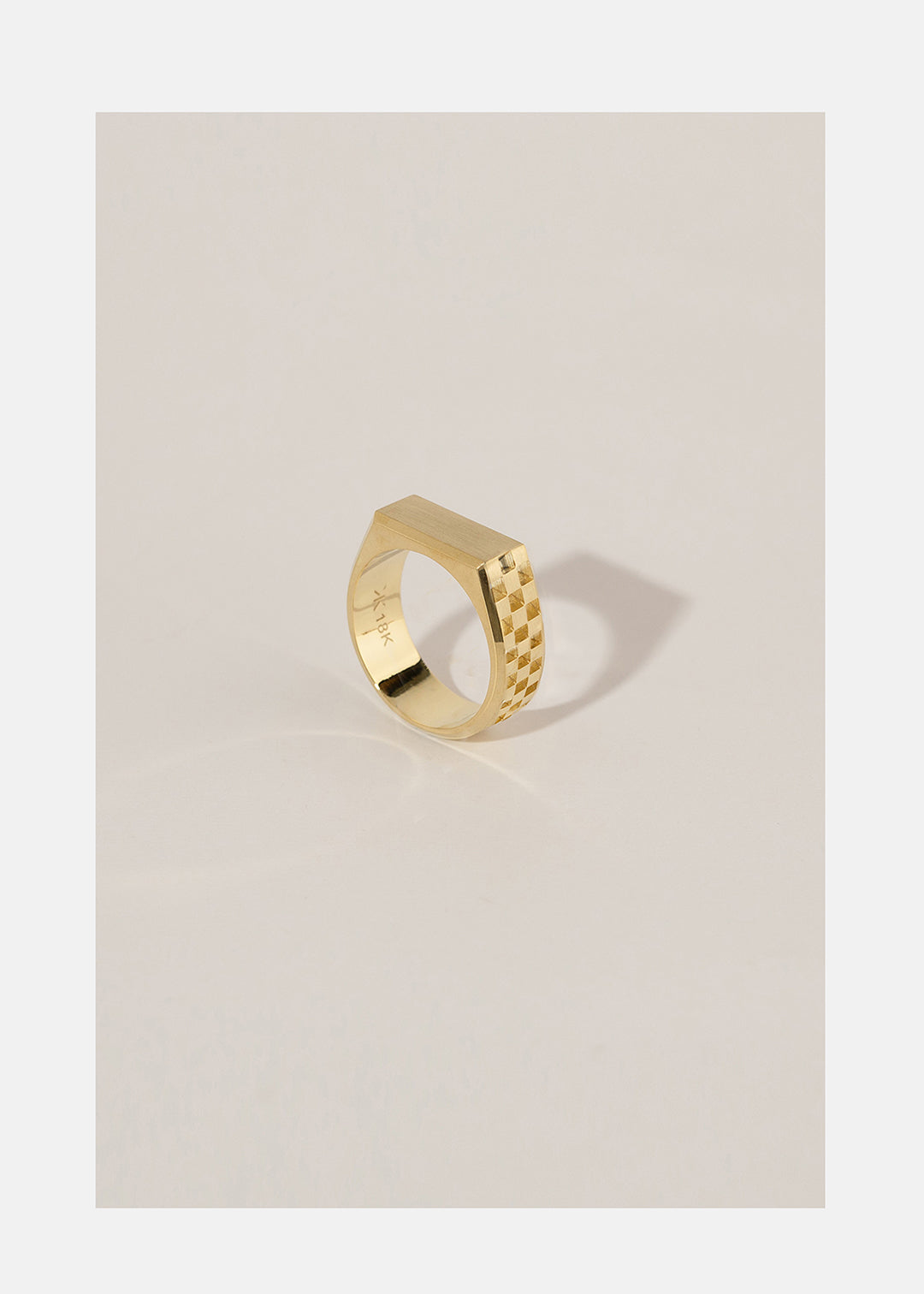Grande Tour Top Anerise Signet Ring